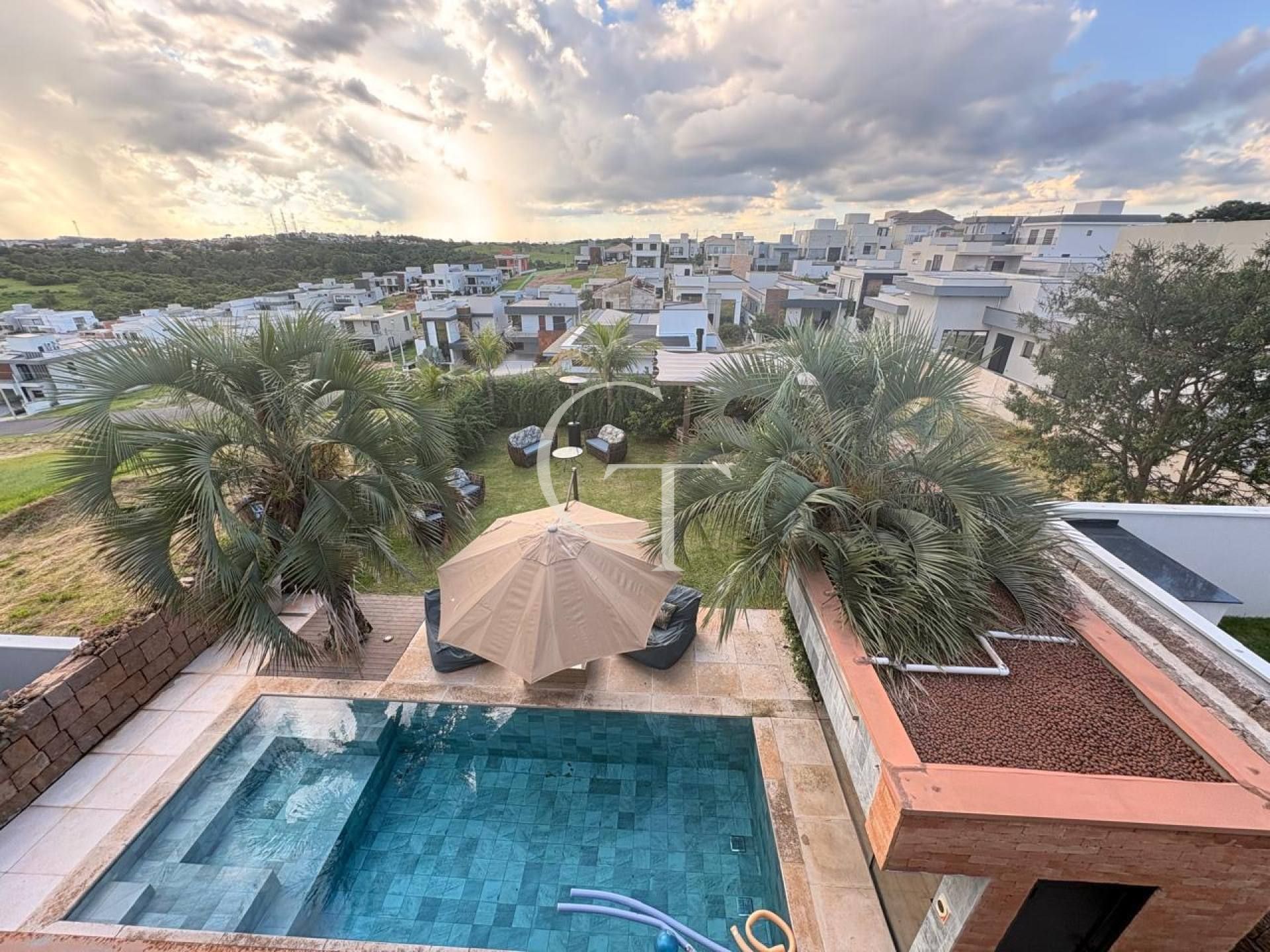 Casa Térrea de Alto Padrão à Venda no Reserva Saint Paul em Itu | 3 Suítes, Rooftop, Piscina, Sauna e Adega