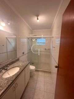 Casa para Alugar com 3 Quartos sendo 1 suíte | Piscina | Condomínio Chácaras Flora