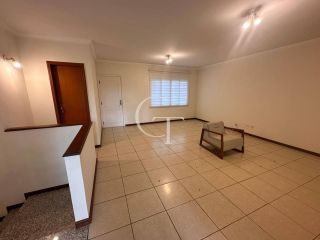 Casa para Alugar com 3 Quartos sendo 1 suíte | Piscina | Condomínio Chácaras Flora
