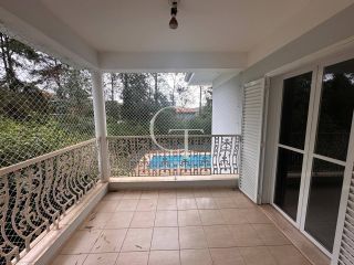 Casa para Alugar com 3 Quartos sendo 1 suíte | Piscina | Condomínio Chácaras Flora
