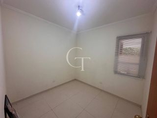 Casa para Alugar com 3 Quartos sendo 1 suíte | Piscina | Condomínio Chácaras Flora
