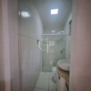 Casa Térrea à Venda