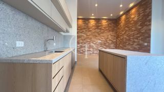 Casa Térrea à Venda no Condomínio Mont Blanc em Itu | 3 Suítes, Piscina e Esquina