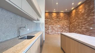Casa Térrea à Venda no Condomínio Mont Blanc em Itu | 3 Suítes, Piscina e Esquina