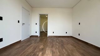 Casa à Venda no Residencial Mont Blanc em Itu | 3 Suítes, Piscina com Sauna e Espaço Gourmet