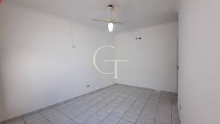 Casa para locacao com 3 Dormitórios, Suíte e 2 Vagas em Excelente Localização