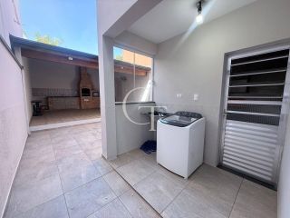 Casa à Venda em Salto/SP | Bairro Fabbri | 2 Suítes, Área Gourmet e 2 Vagas