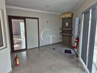 Casa à Venda no Jardim Corazza em Itu com 2 Dormitórios e 3 Vagas aceita veiculo na negociacao