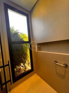 Casa térrea à venda no Campos de Santo Antônio II em Itu com 3 suítes, 320 m² e energia fotovoltaica