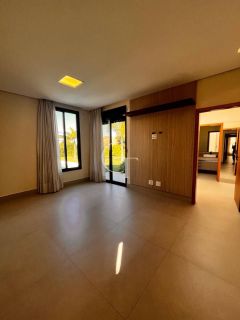 Casa térrea à venda no Campos de Santo Antônio II em Itu com 3 suítes, 320 m² e energia fotovoltaica