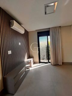 Casa térrea à venda no Campos de Santo Antônio II em Itu com 3 suítes, 320 m² e energia fotovoltaica