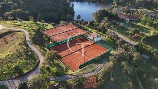 Casa térrea à venda no Campos de Santo Antônio II em Itu com 3 suítes, 320 m² e energia fotovoltaica