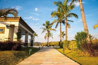 Casa térrea à venda no Campos de Santo Antônio II em Itu com 3 suítes, 320 m² e energia fotovoltaica