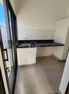 Casa à venda no Condomínio Central Parque em Salto | 3 suítes, espaço gourmet e SPA