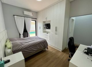 Casa de alto padrão à venda Mobiliada no Parque Xapada em Itu com 6 suítes, piscina, cinema e 740 m²