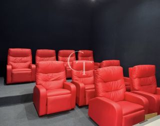Casa de alto padrão à venda Mobiliada no Parque Xapada em Itu com 6 suítes, piscina, cinema e 740 m²