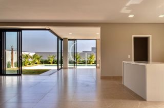 Casa à venda no Villas do Golfe em Itu com 4 suítes, elevador e piscina