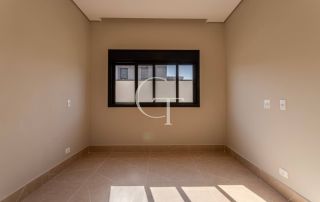 Casa à venda no Villas do Golfe em Itu com 4 suítes, elevador e piscina