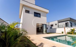 Casa à venda no Villas do Golfe em Itu com 4 suítes, elevador e piscina