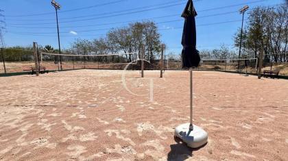Casa à venda no Villas do Golfe em Itu com 4 suítes, elevador e piscina