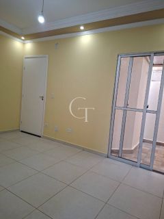 Apartamento térreo com quintal coberto em Itu no Ilha de Murano