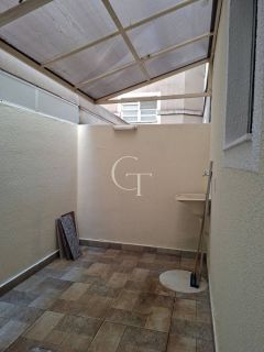 Apartamento térreo com quintal coberto em Itu no Ilha de Murano