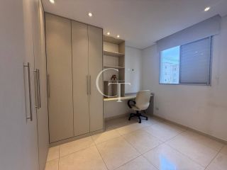 Apartamento reformado no Condomínio Ilha de Murano