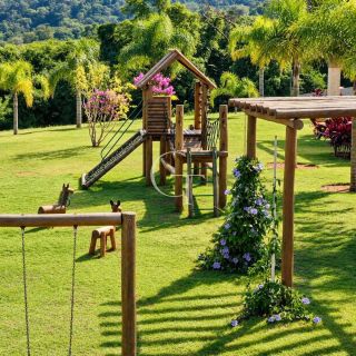 Casa à Venda no Fazenda Serra Azul II em Itupeva | 5 Suítes, Piscina e Vista para Área de Preservação
