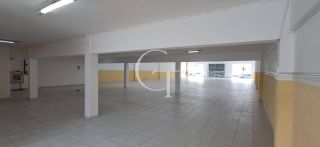 Salão Comercial para Locação com 880 m2 e estacionamento para 27 carros