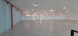 Salão Comercial para Locação com 880 m2 e estacionamento para 27 carros