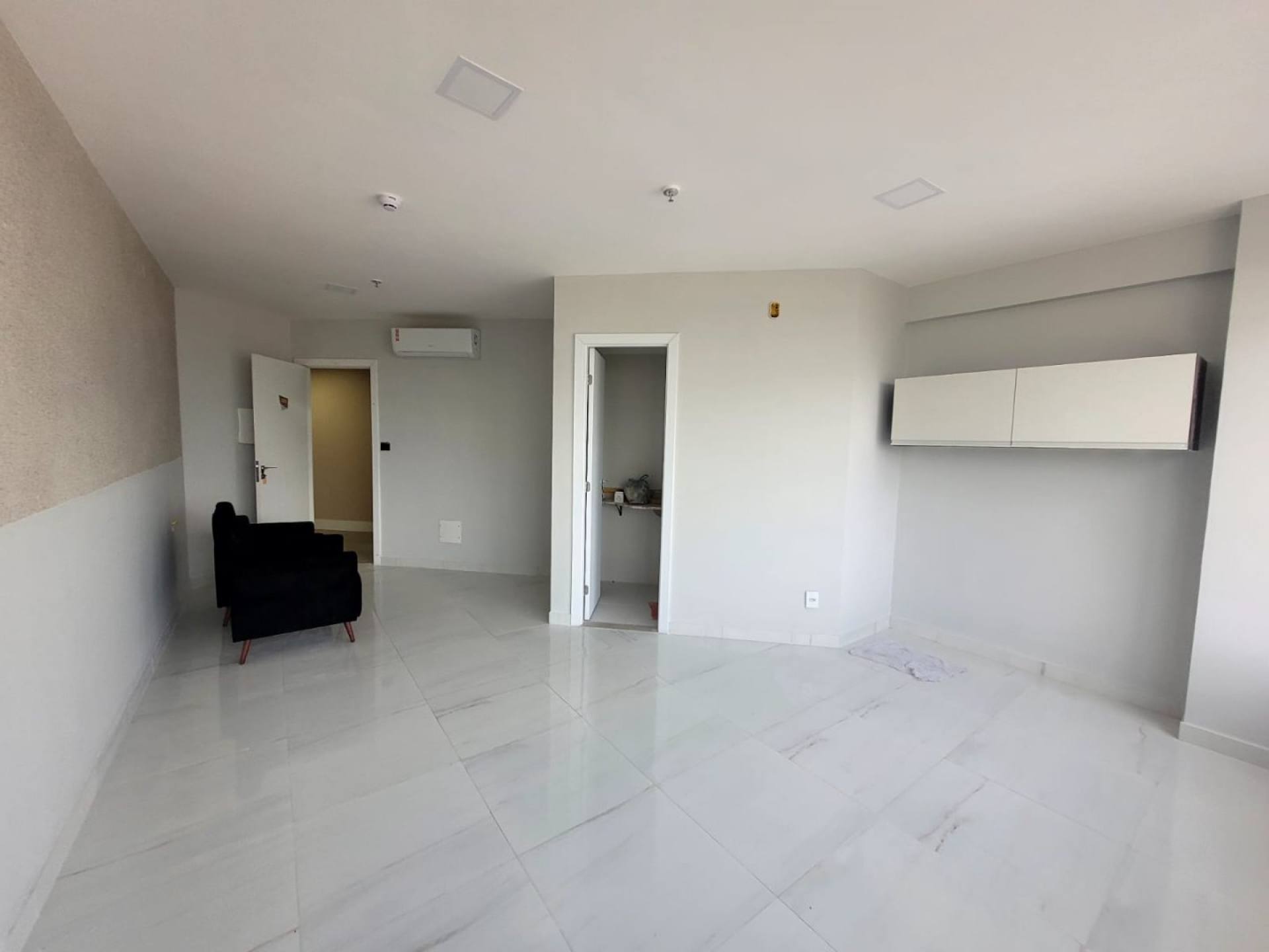 Sala Comercial Edf Charmant