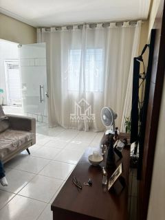 Casa com 03 Quartos