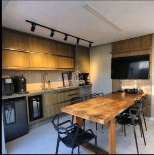 CASA EM CONDOMÍNO MOBILIADA