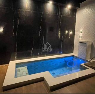 CASA EM CONDOMÍNO MOBILIADA