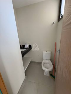 Casa em Condomínio Semi Mobiliada
