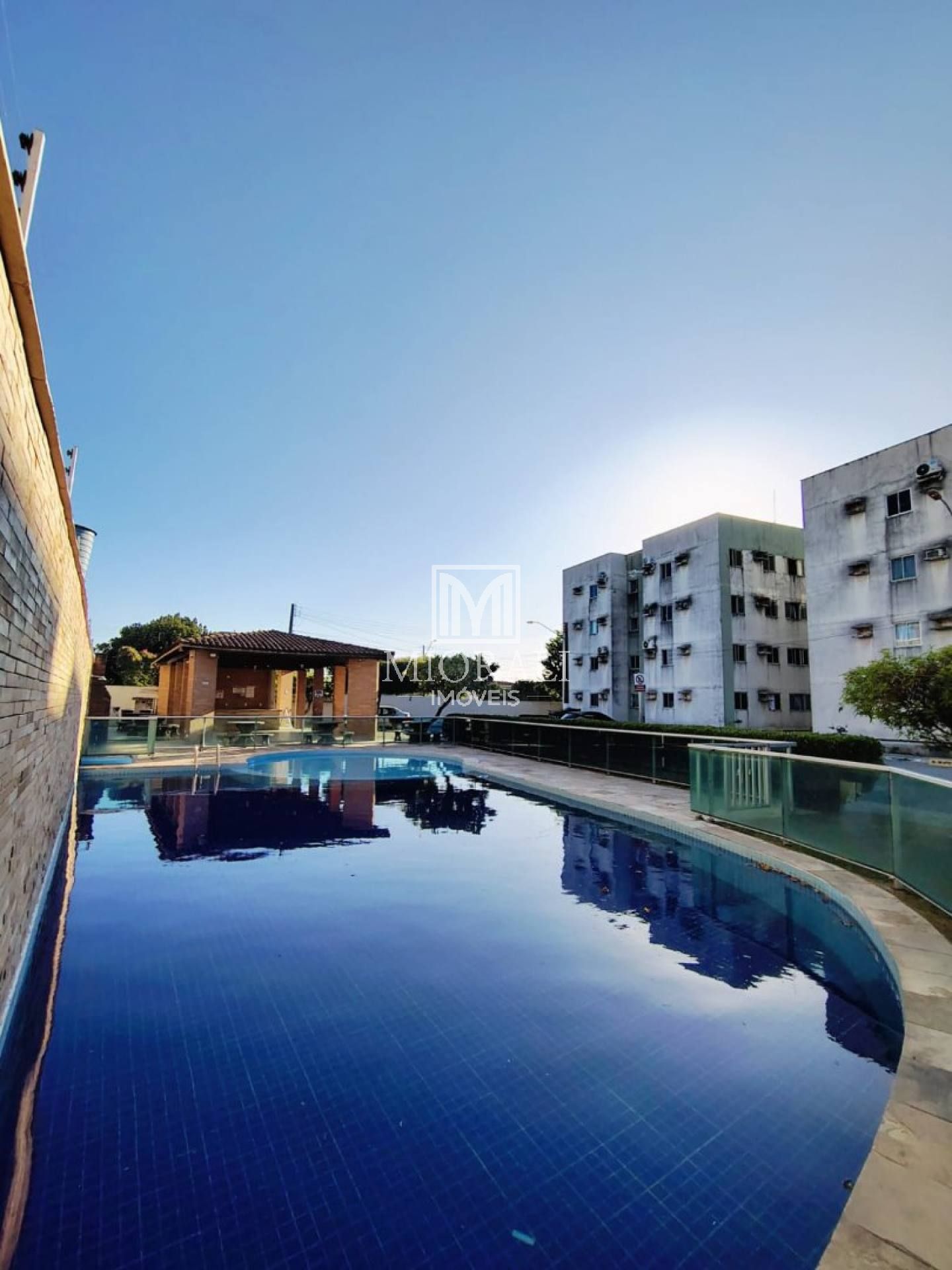 Venda apartamento no Condomínio Jardim Brasileto na Santa Lucia 3º andar