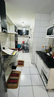 Apartamento 2 quartos (1 suíte) com armários – Edifício Platanus Jatiúca – 62m²