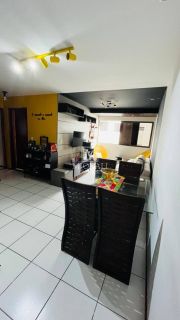 Apartamento 2 quartos (1 suíte) com armários – Edifício Platanus Jatiúca – 62m²