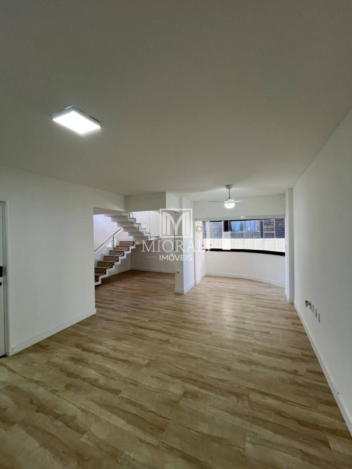 BD - Cobertura duplex com energia solar e 3 suítes no Edifício Luzon, nascente e 2 vagas