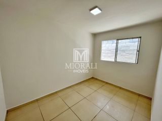 MC - Venda de casa 2 quartos Jardim dos Lírios na Cidade Universitária