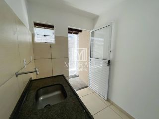 MC - Venda de casa 2 quartos Jardim dos Lírios na Cidade Universitária