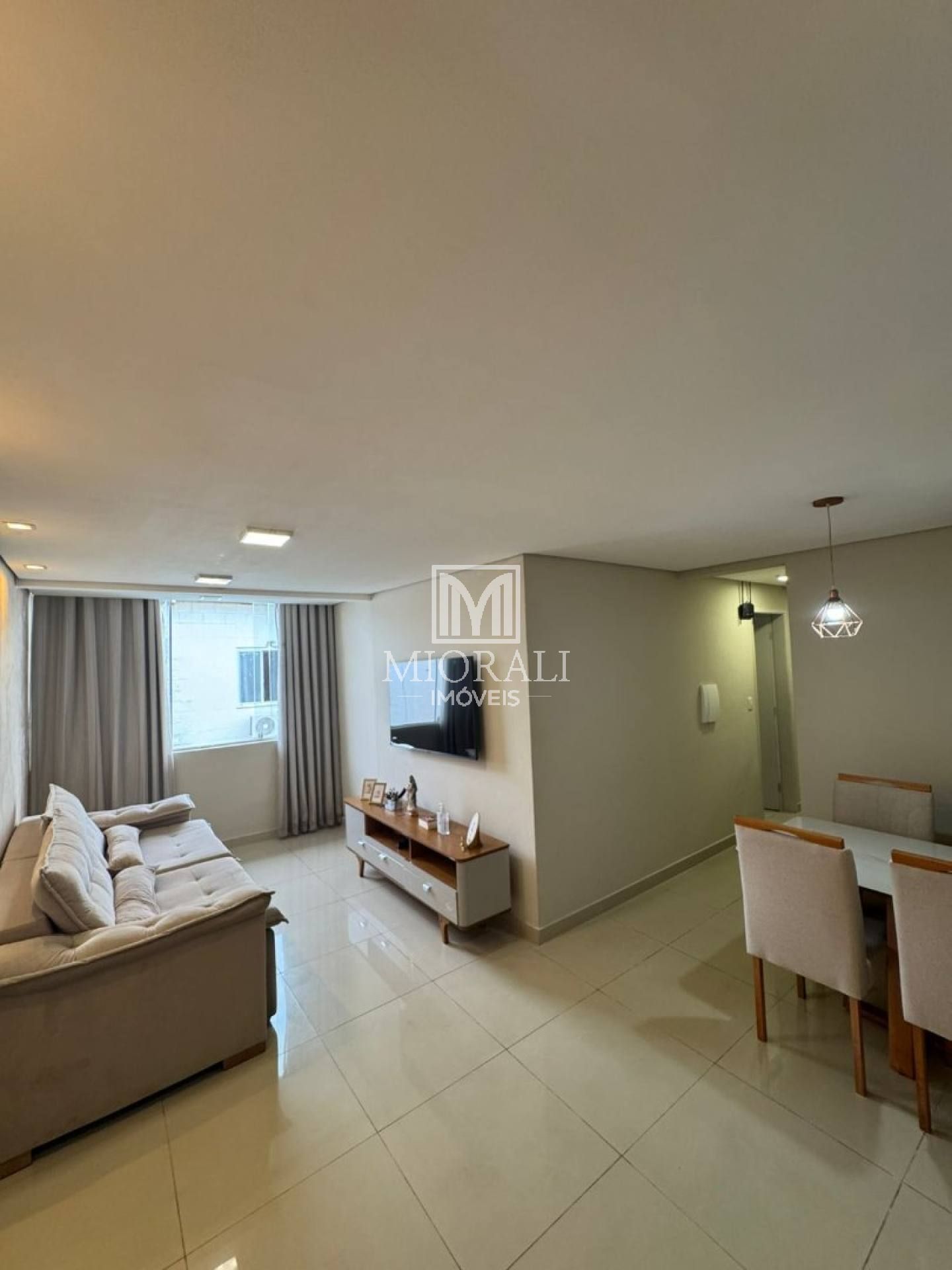 FM - Venda de apartamento 3 quartos, reformado, Conjunto Rui Palmeira Serraria