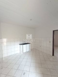 FM - Aluguel de casa 3 quartos no Feitosa na avenida principal próximo ao Barro Duro