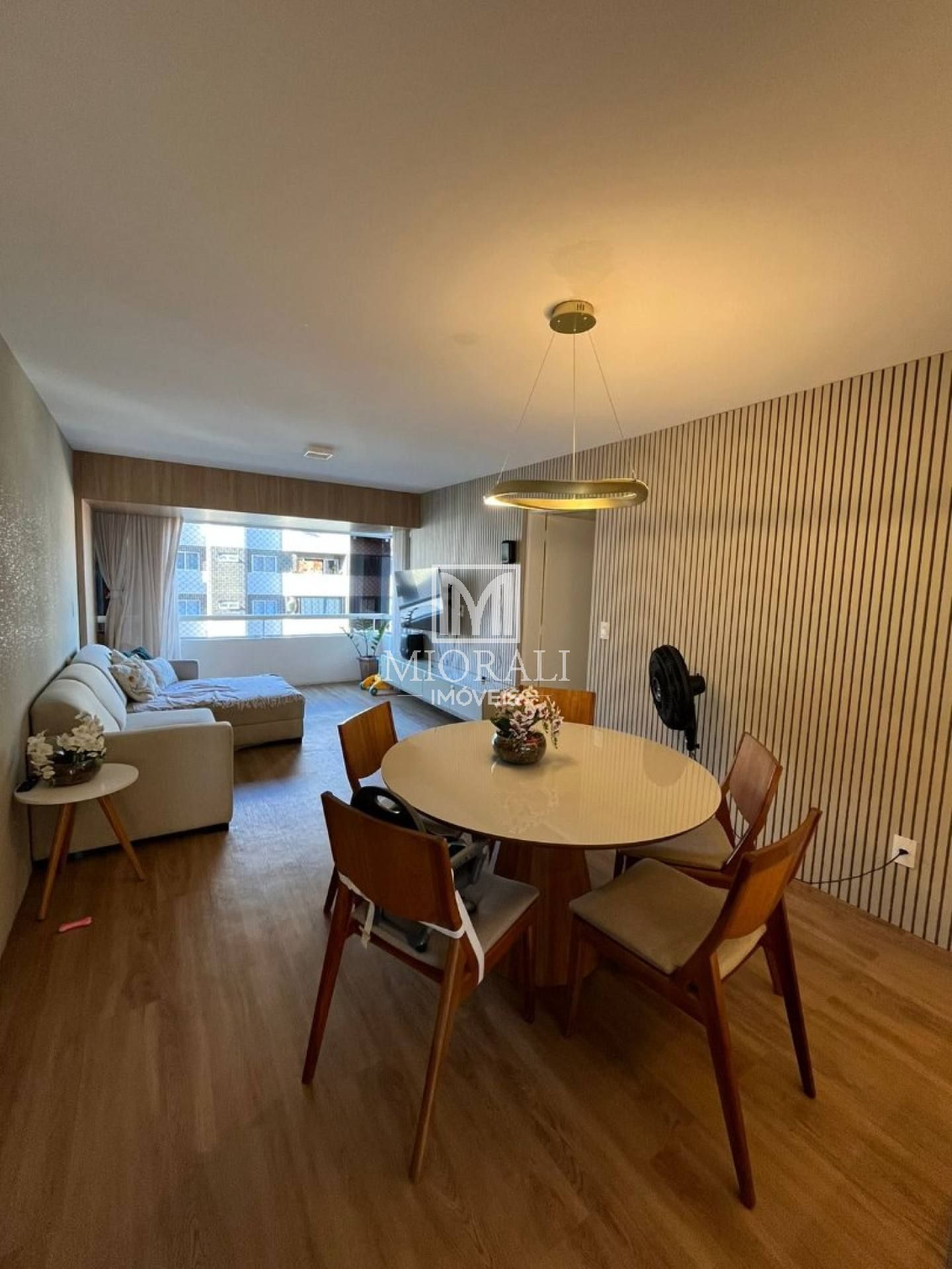 BD - Apartamento 2 quartos nascente no Edf Fabiano I com varanda e opção porteira fechada