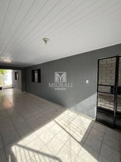FM - Aluguel de Casa 3 quartos com suíte no Dubeaux Leão com quintal e garagem para 4 carros