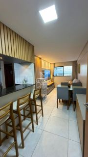 BD - Apartamento com suíte em andar alto no Residencial Pátio, vizinho ao Shopping, Antares
