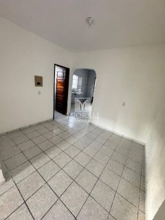 MC - Casa 1º andar com terreno incluso na Santa Lúcia 3 quartos 2 suítes não financia