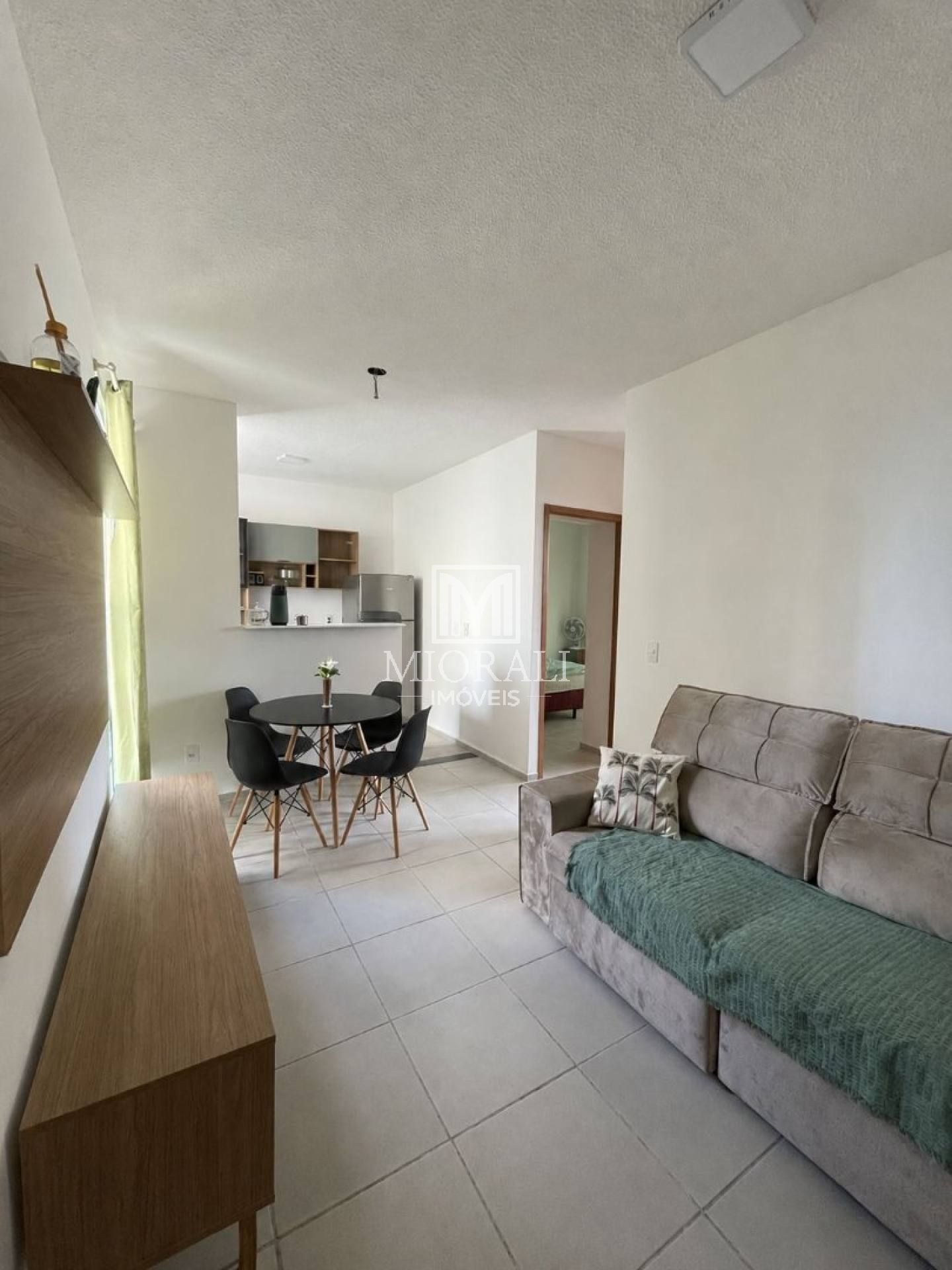BD - Apartamento mobiliado no Residencial Marselha, com quintal, próximo ao Shopping Pátio