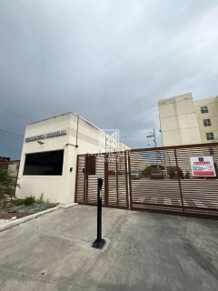 BD - Apartamento mobiliado no Residencial Marselha, com quintal, próximo ao Shopping Pátio