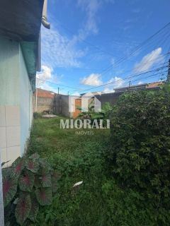 FM - Casa de esquina com primeiro andar no Benedito Bentes próximo ao Preço Bom